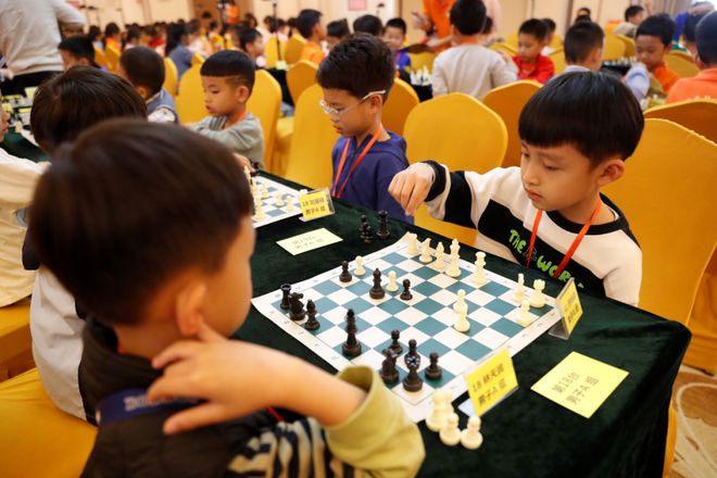 以棋會友智繪未來！儋州市第三屆青少年兒童國際象棋邀請賽圓滿收官↓(圖5)
